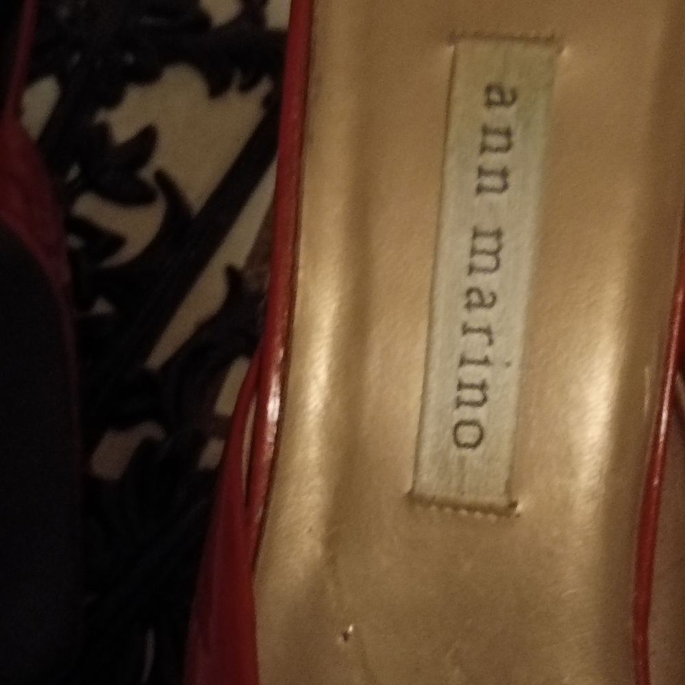 Square Toed Ann Marino Red Mules - Picture 3 of 8